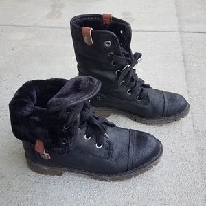Roxy winter faux fur llined boots